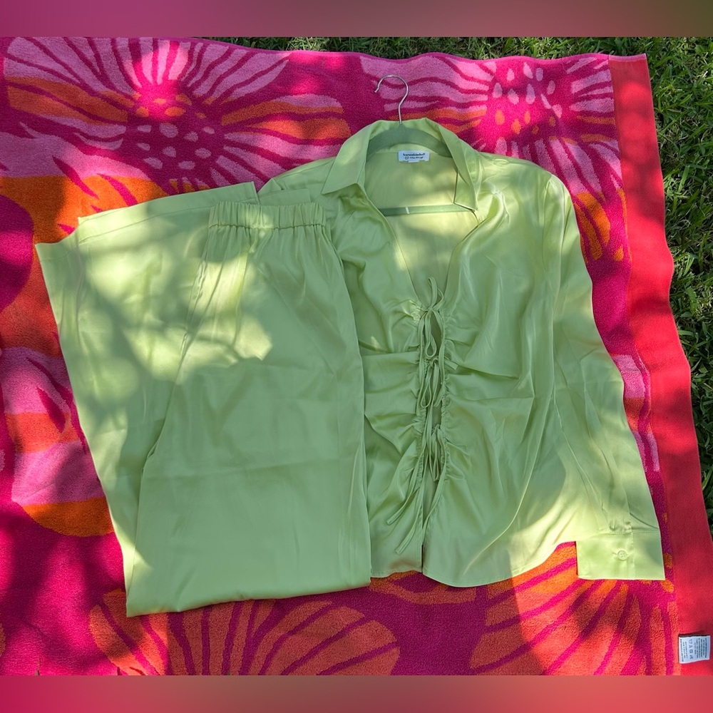 The Drop Lime Green Pant Set by @KarsenKimball